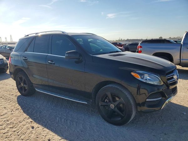 2018 MERCEDES-BENZ GLE GLE350 — Passenger 3/4