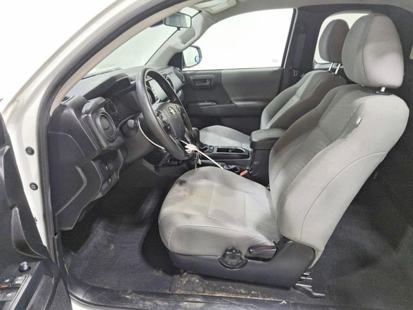 2022 TOYOTA TACOMA SR5 — DENT