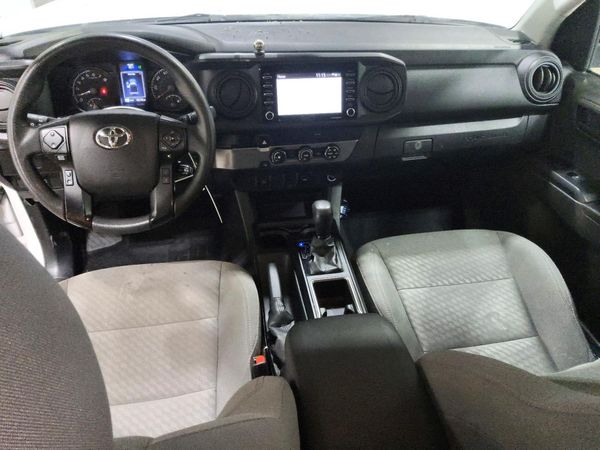 2022 TOYOTA TACOMA SR5 — CKPT