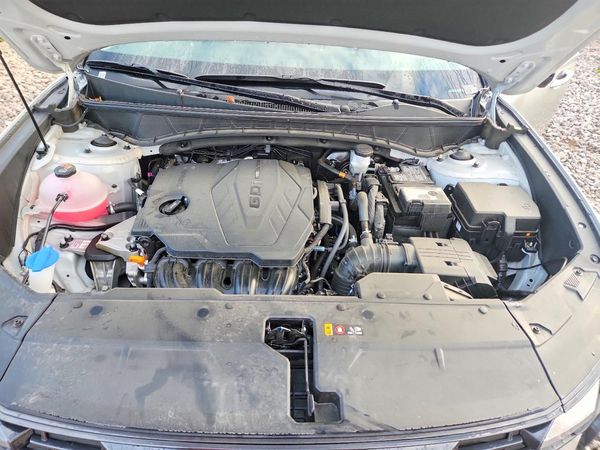 2026 HYUNDAI TUCSON SEL, SEL Plus — Engine bay