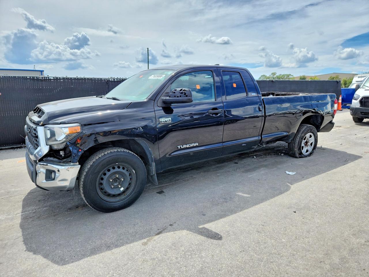 2021 TOYOTA TUNDRA SR5 grade — Front 3/4