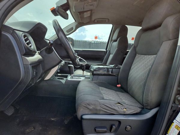 2021 TOYOTA TUNDRA SR5 grade — DENT