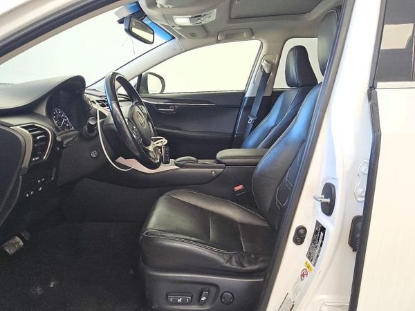 2015 LEXUS NX 200t Luxury — DENT