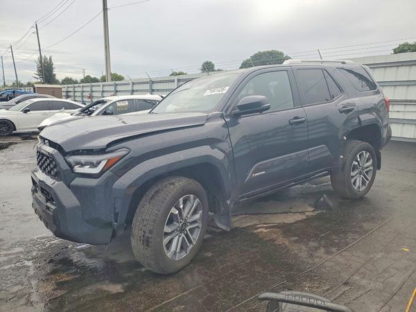 2025 TOYOTA 4RUNNER — DSFA — Front 3/4