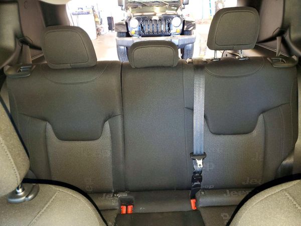 2016 JEEP RENEGADE — SUVN