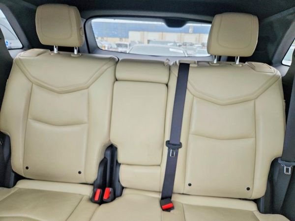 2017 CADILLAC XT5 Luxury — SUVN