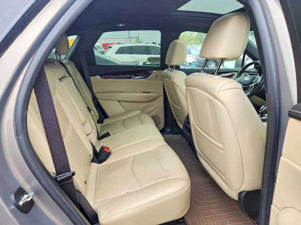 2017 CADILLAC XT5 Luxury — PSRS
