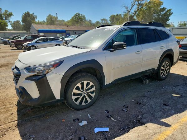 2025 SUBARU OUTBACK Premium — Front 3/4