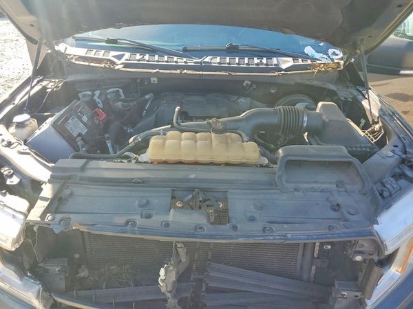 2018 FORD F150 — Engine bay