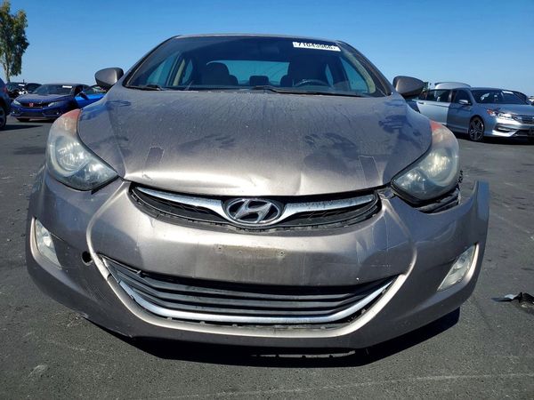 2012 HYUNDAI ELANTRA GLS(Middle grade) — DIRF