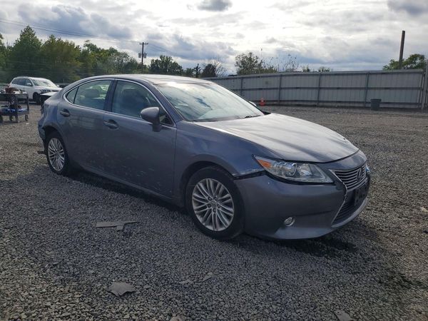 2014 LEXUS ES350 350 — Passenger 3/4