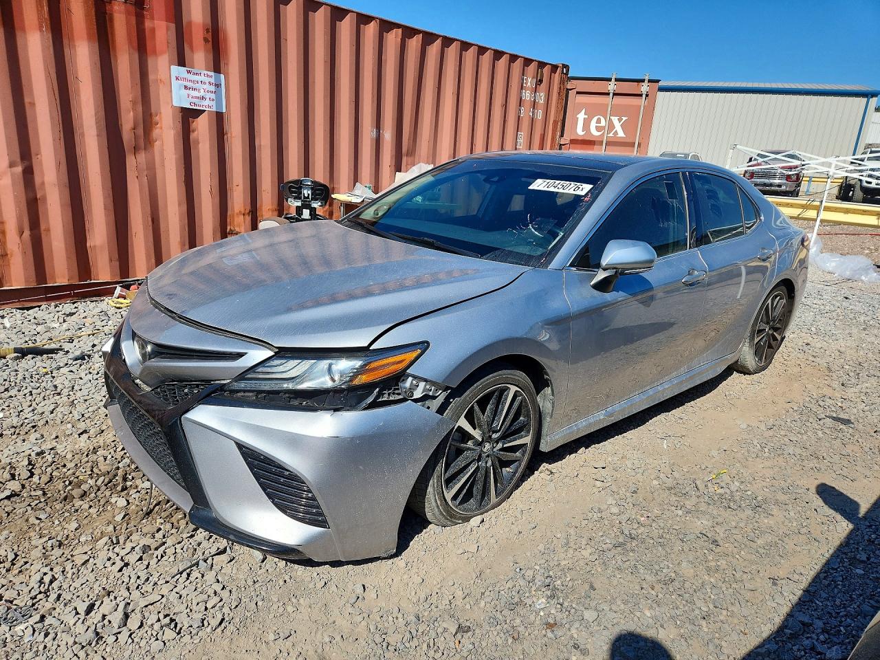2019 TOYOTA CAMRY XSE — Front 3/4