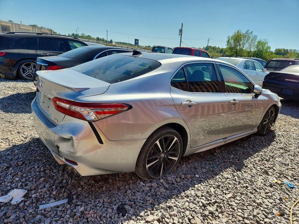 2019 TOYOTA CAMRY XSE — PSRA