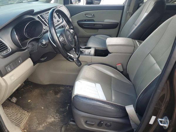 2016 KIA SEDONA LX - Middle-low — DENT