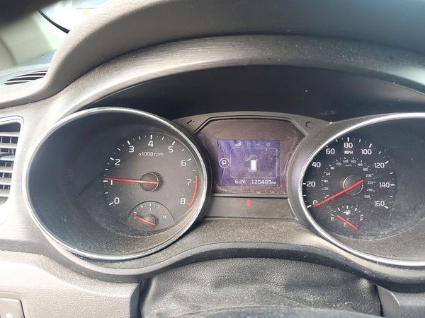 2016 KIA SEDONA LX - Middle-low — ODOM
