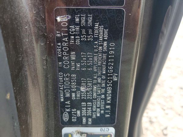 2016 KIA SEDONA LX - Middle-low — VINS