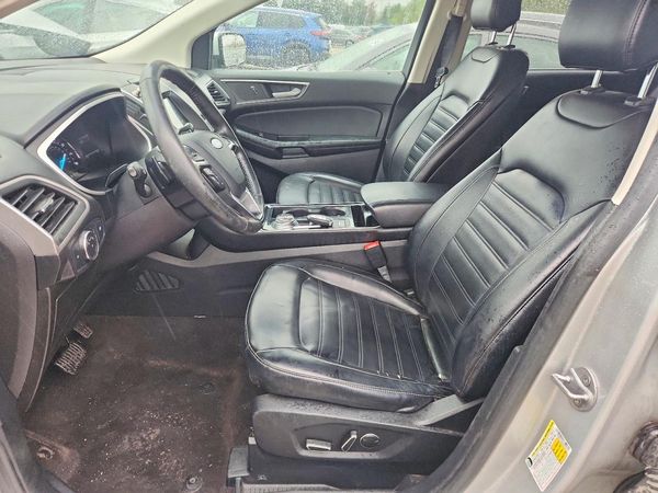 2019 FORD EDGE SEL — DENT