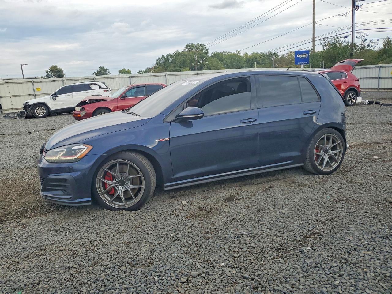 2018 VOLKSWAGEN GTI S, SE, Autobahn — Front 3/4