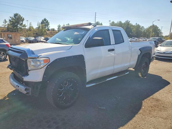 2016 TOYOTA TUNDRA SR/SR5 — Front 3/4
