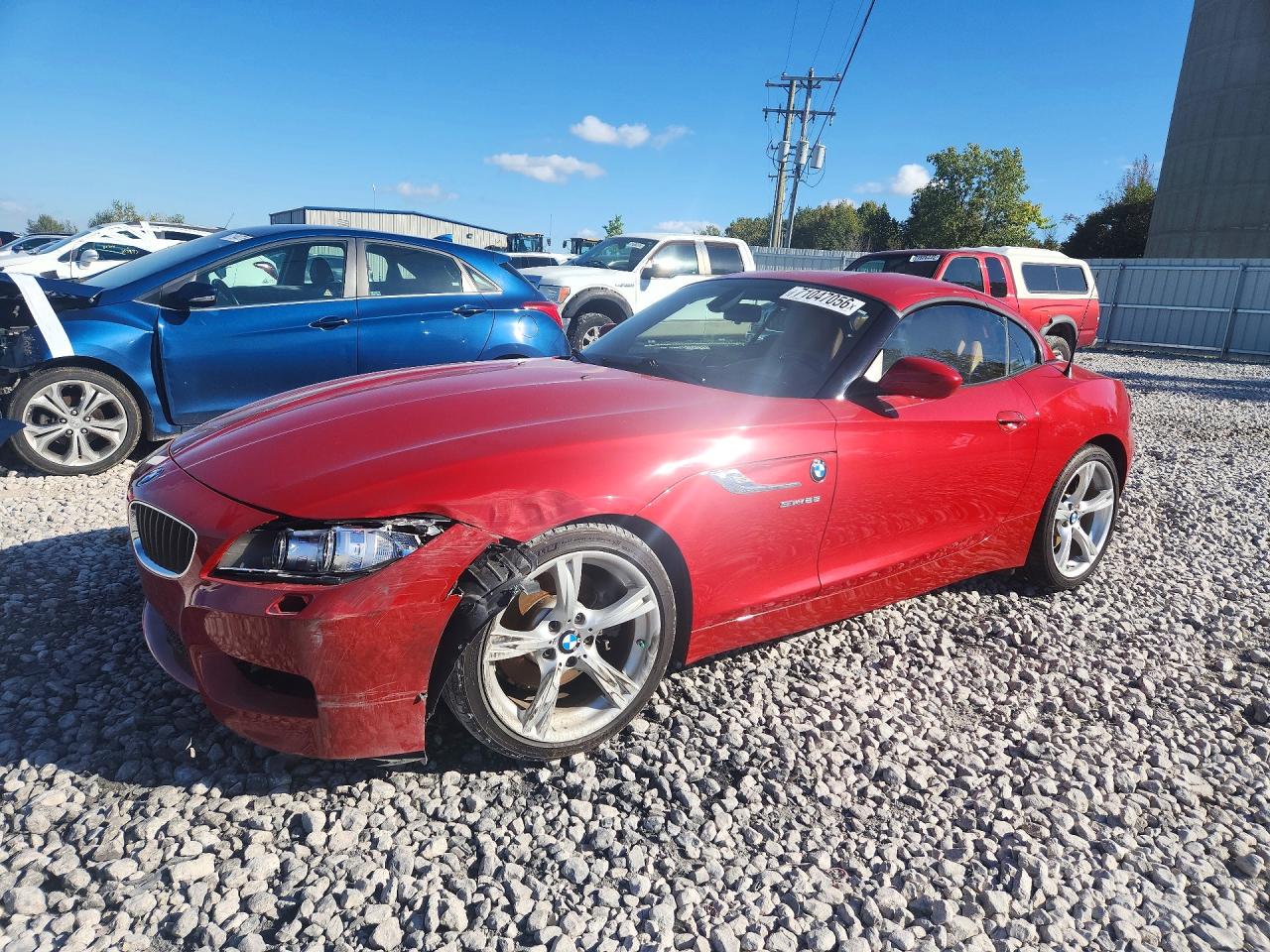 2014 BMW Z4 sDrive e28i — Front 3/4