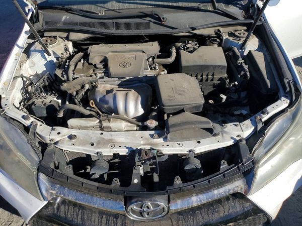 2017 TOYOTA CAMRY LE/SE/XLE/XSE — Engine bay