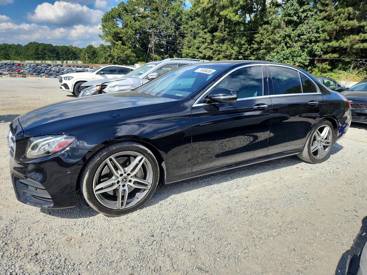 2018 MERCEDES-BENZ E-CLASS E300 — Front 3/4