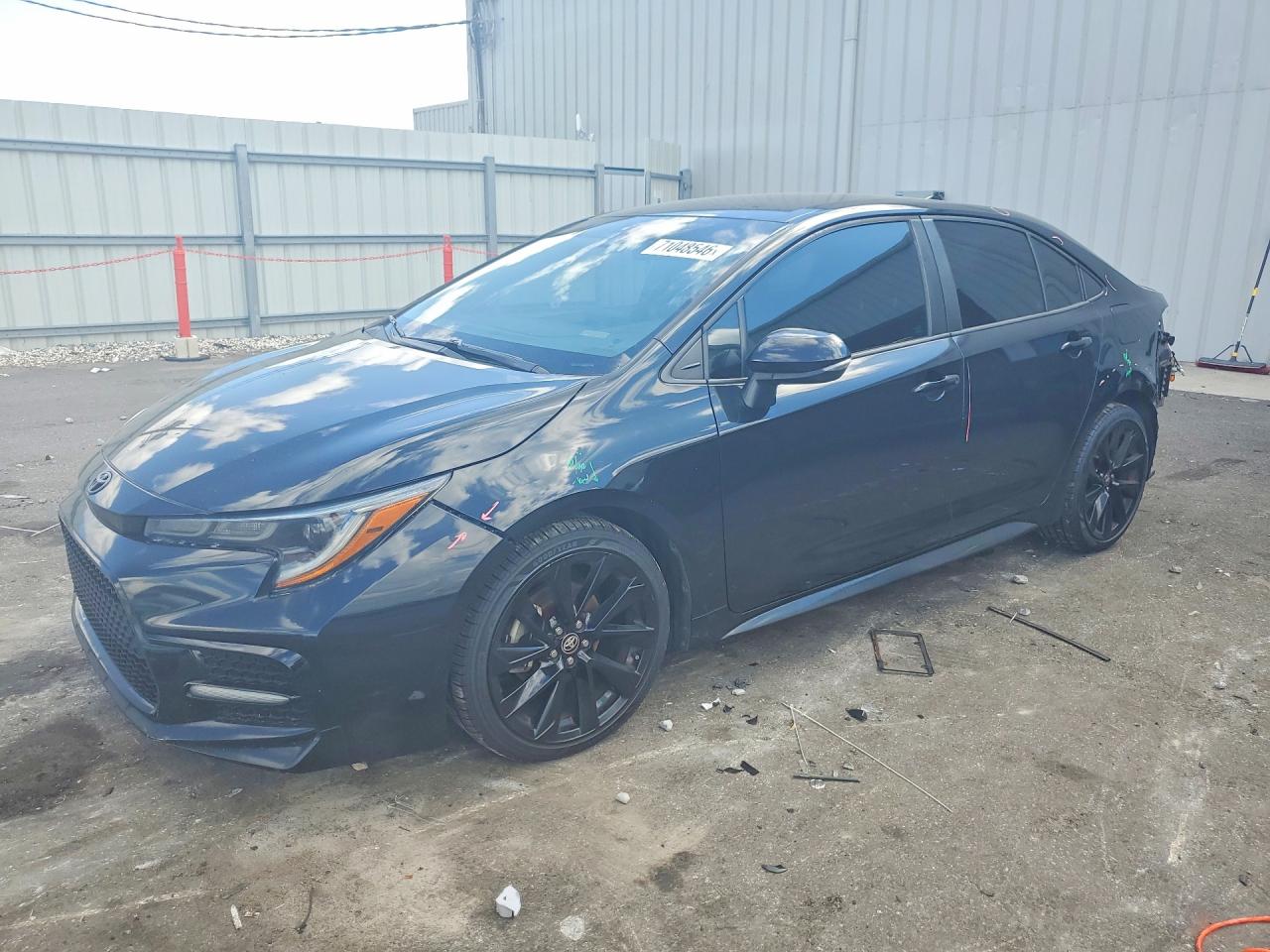 2022 TOYOTA COROLLA SE — Front 3/4