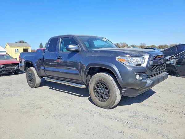 2019 TOYOTA TACOMA SR5 — Passenger 3/4