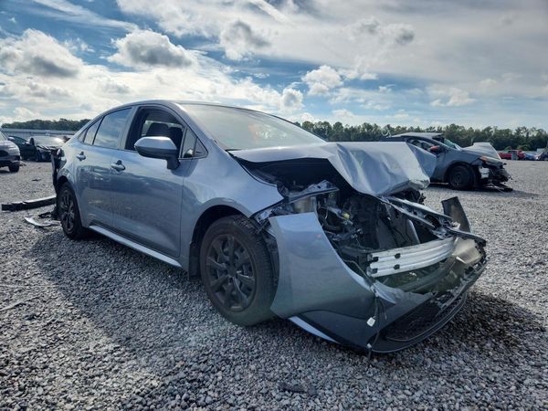 2022 TOYOTA COROLLA LE — Passenger 3/4