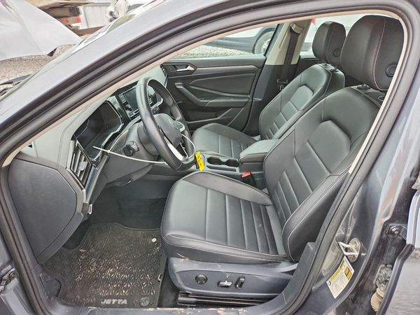 2024 VOLKSWAGEN JETTA SE, SE (AQ301 Trans) — DENT