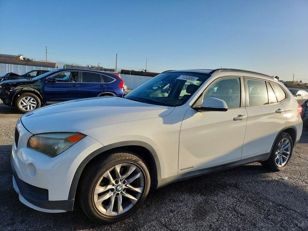 2015 BMW X1 xDrive28i — Front 3/4