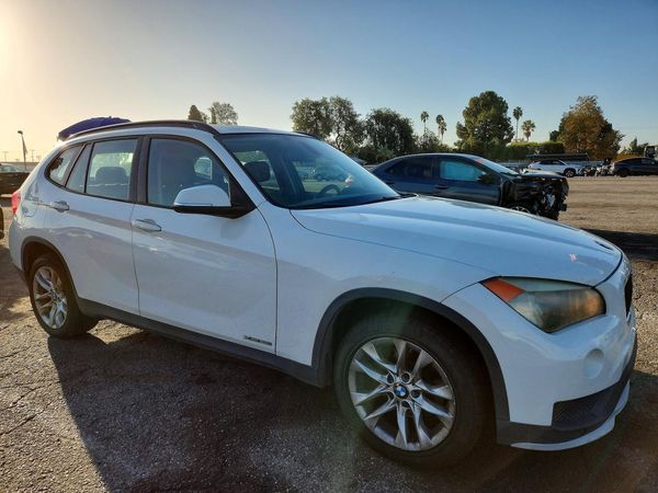 2015 BMW X1 xDrive28i — Passenger 3/4