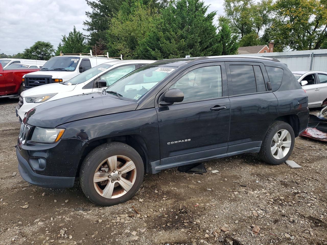 2016 JEEP COMPASS Sport — Front 3/4