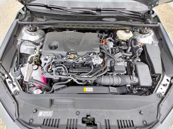 2026 TOYOTA CAMRY — Engine bay