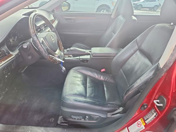 2015 LEXUS ES 350 — DENT