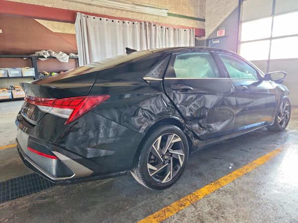 2024 HYUNDAI ELANTRA SEL w/ Convenience Pkg — PSRA