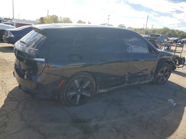 2024 BMW IX