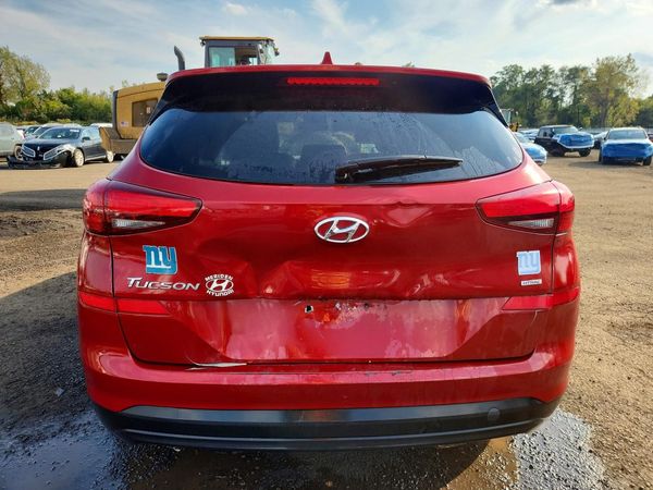 2021 HYUNDAI TUCSON SE — DIRR