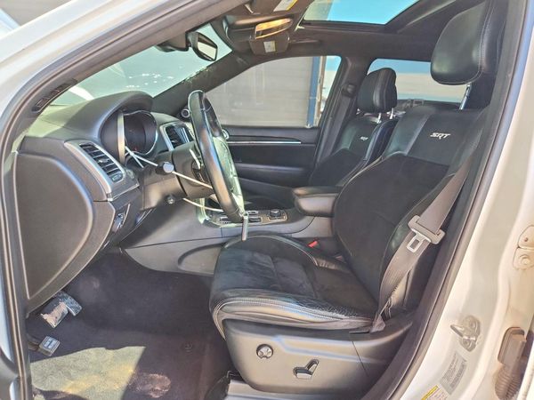 2017 JEEP GRAND CHEROKEE SRT — DENT