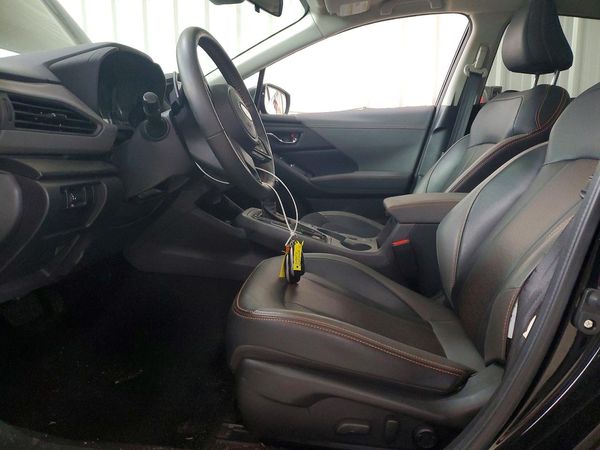 2025 SUBARU CROSSTREK Limited — DENT