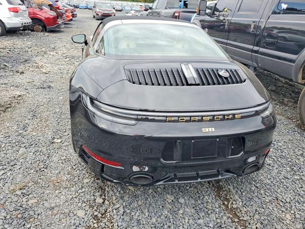 2021 PORSCHE 911 — DIRR