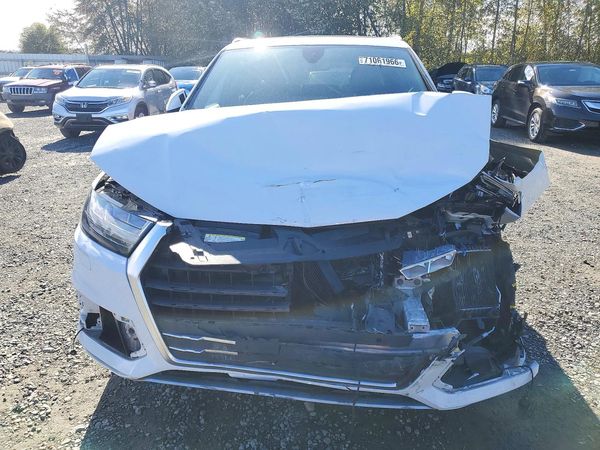 2017 AUDI Q7 quattro Premium Plus — DIRF