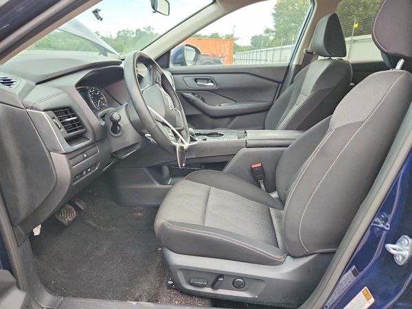 2025 NISSAN ROGUE SV — DENT