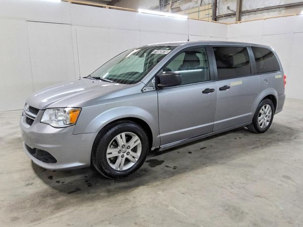 2019 DODGE GRAND CARAVAN SE — Front 3/4