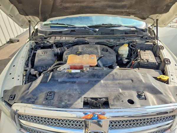 2016 RAM 1500 Longhorn — Engine bay
