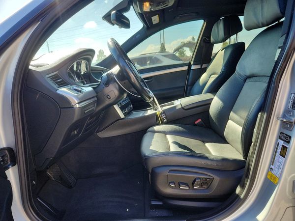 2014 BMW 550 GT — DENT