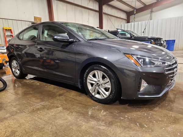 2020 HYUNDAI ELANTRA — Passenger 3/4