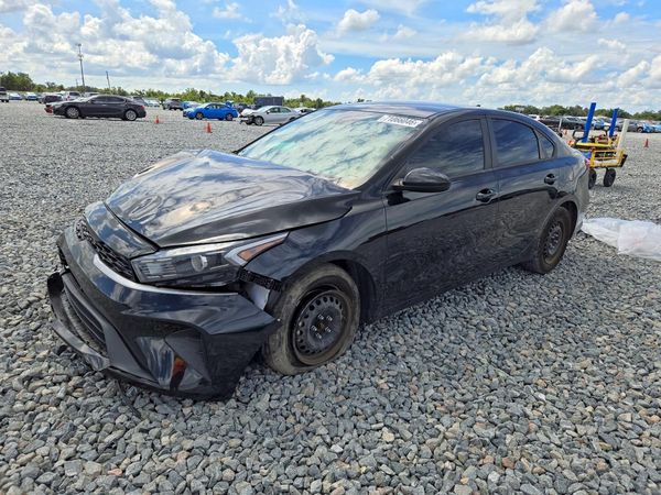 2024 KIA FORTE — DSFA — Front 3/4