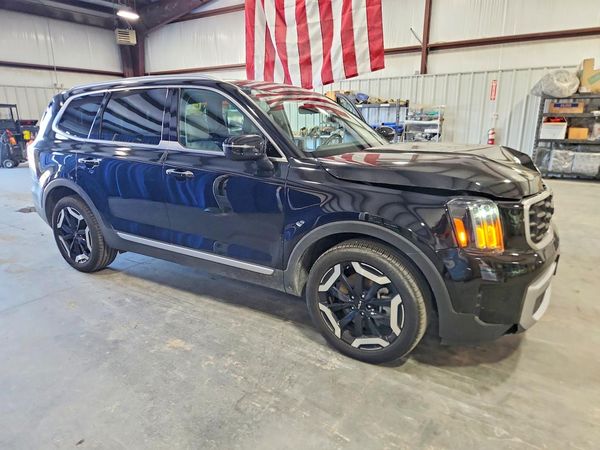 2025 KIA TELLURIDE S — Passenger 3/4