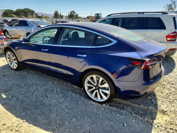 2018 TESLA MODEL 3 — DSRA